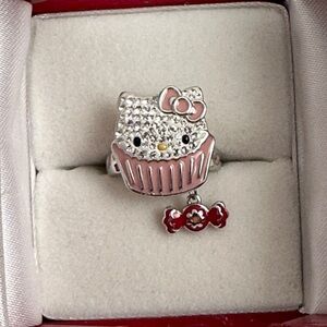Sanrio x Swarovski Hello Kitty silver multicolor cupcake ring
